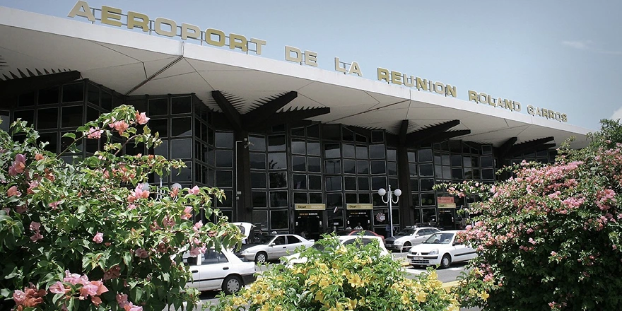 La Réunion Roland-Garros airport taxi